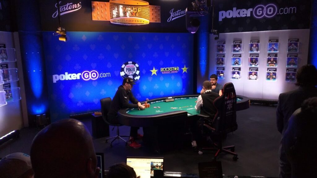 Hellmuth wins bracelet #15