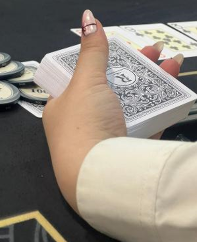 Royal Poker Club cards Hanoi