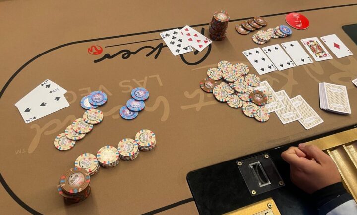 Straight flush 2025 Resorts World PLON WPA